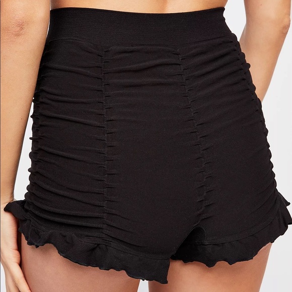 Free People Intimately Rouched Seamless shorts - Picture 2 of 7